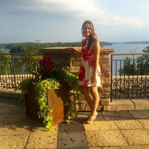 Meet your Posher, Carly